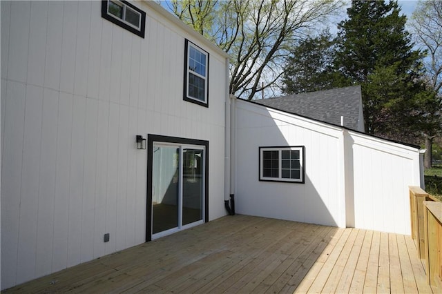 10514 E 35th St S, Independence, MO 64052 - view of wooden terrace