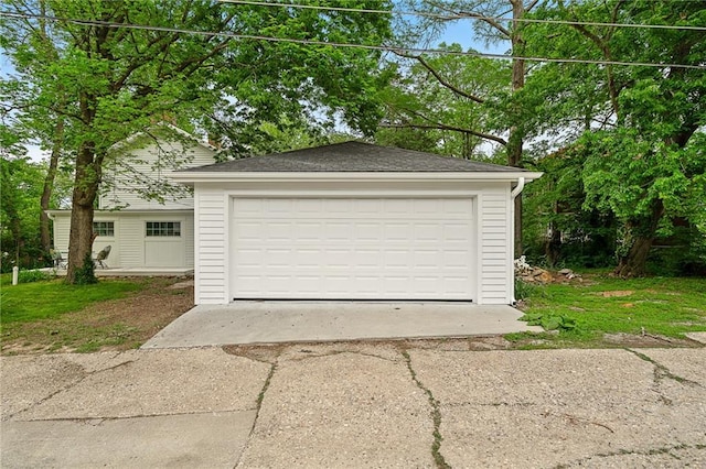 view of detached garage
