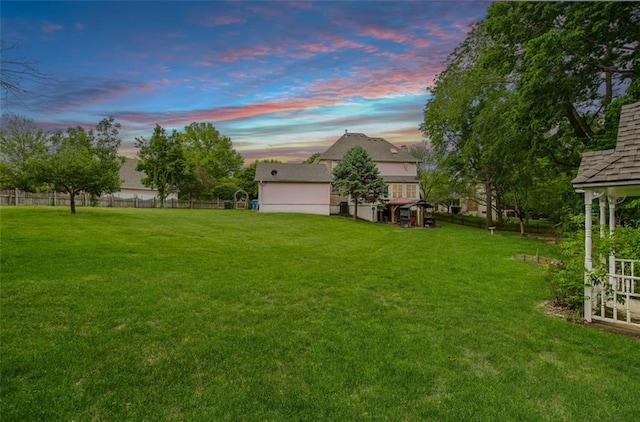 2820 S Victoria Ln, Blue Springs, MO 64015 - view of yard