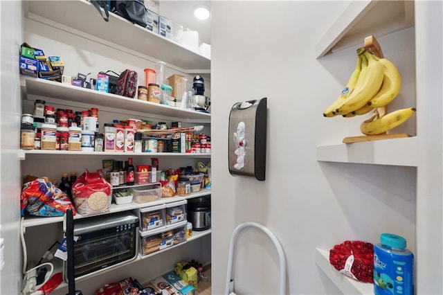 9424 N Belleview Ave, Kansas City, MO 64155 - view of storage area