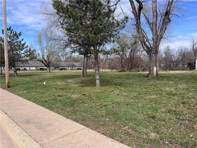 Hospital Dr, Paola, KS 66071 - photo 4