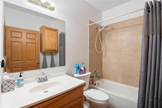 9 SW 500th Rd, Warrensburg, MO 64093 - bathroom with shower / bath combination with curtain, toilet, and vanity