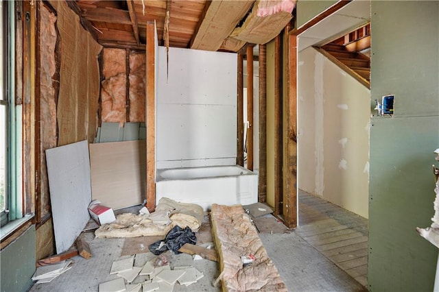 511 E 9th St, Trenton, MO 64683 - view of below grade area