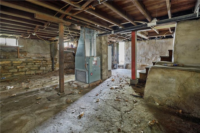 511 E 9th St, Trenton, MO 64683 - basement with heating unit