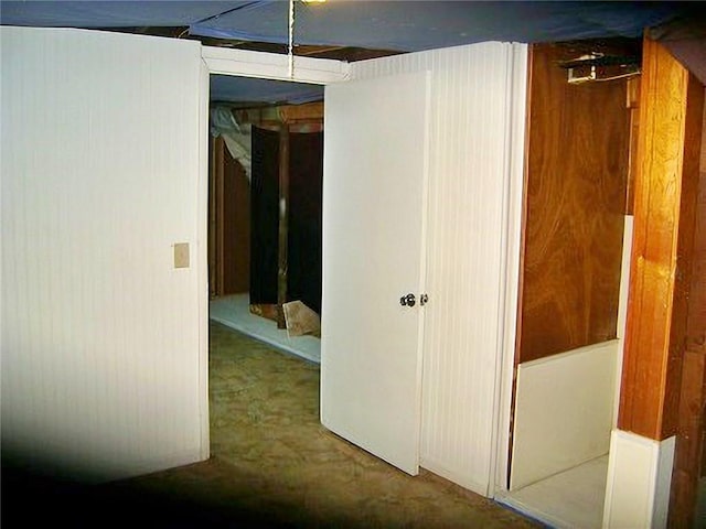2011 S Broadway St, Pittsburg, KS 66762 - corridor with concrete floors