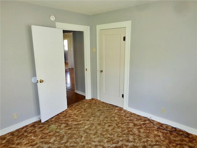 2011 S Broadway St, Pittsburg, KS 66762 - spare room with carpet, baseboards, and a smoke detector