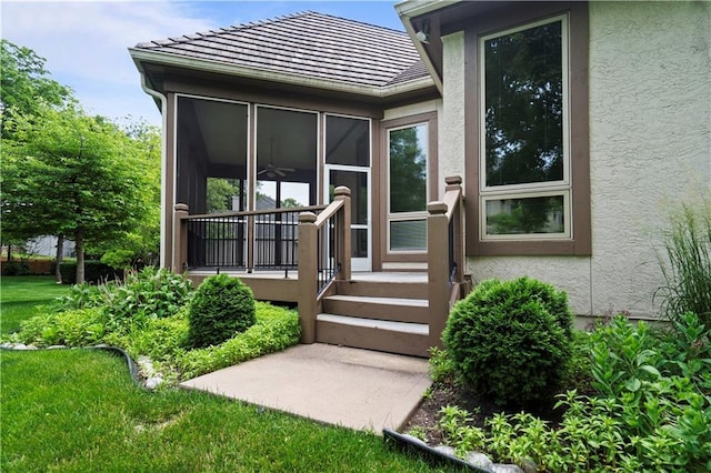 4704 W 152nd St, Leawood, KS 66224 - view of exterior entry with stucco siding