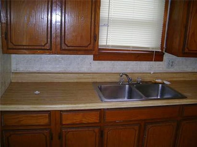 302 E Rose St, Pittsburg, KS 66762 - photo 7