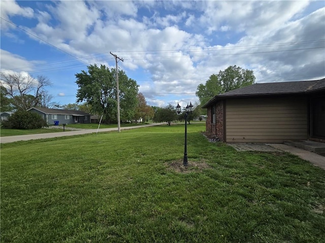 view of grassy yard