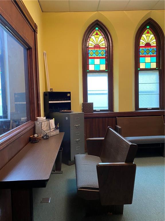 220 N 9th St, Atchison, KS 66002 - view of carpeted office