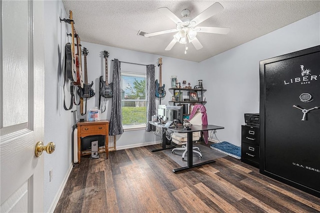19204 E 15th Terrace Ct N, Independence, MO 64056 - home office featuring wood finished floors, a ceiling fan, a textured ceiling, and baseboards