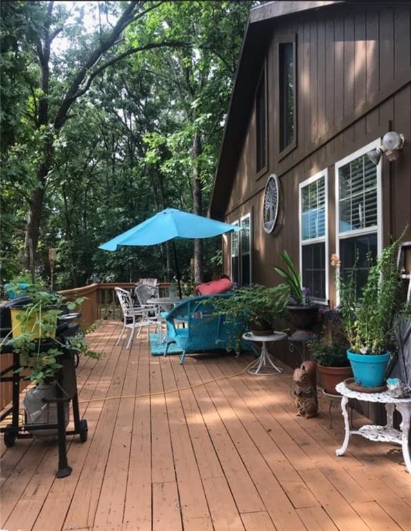 27349 Karrs Park Ave, Warsaw, MO 65355 - deck with outdoor dining area
