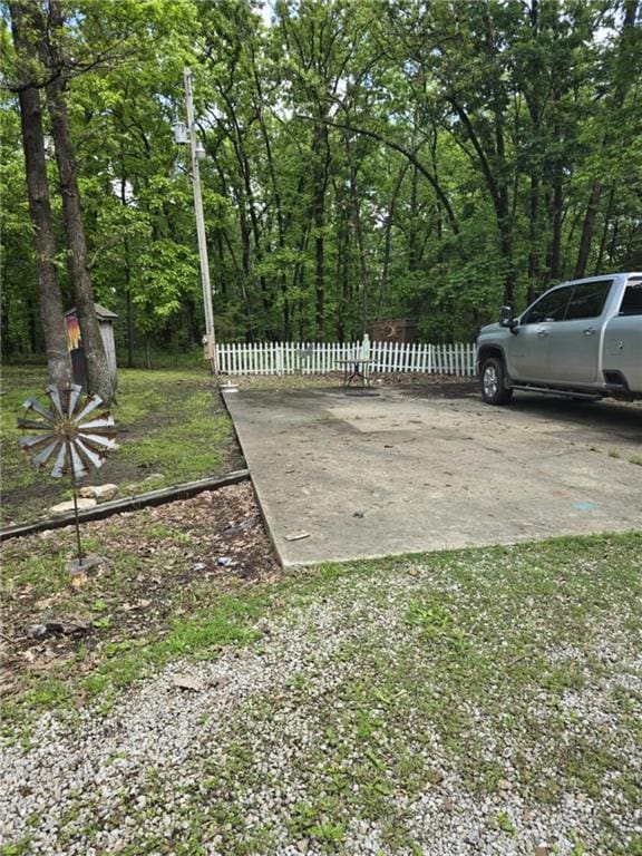 27349 Karrs Park Ave, Warsaw, MO 65355 - view of yard with fence