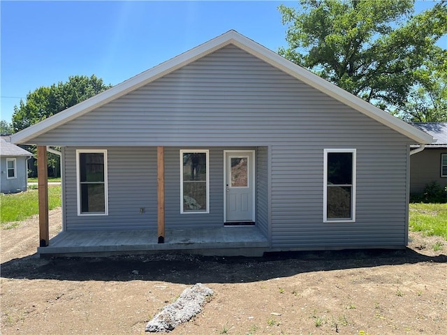 449 E Market St, Warrensburg, MO 64093 - back of property with covered porch
