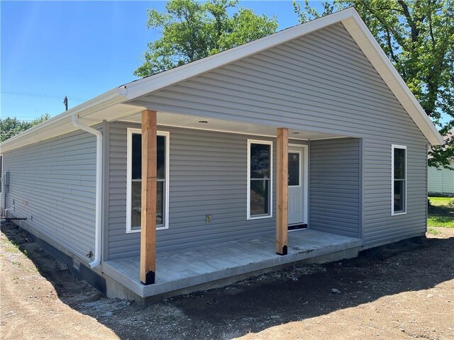 449 E Market St, Warrensburg, MO 64093 - back of property with covered porch