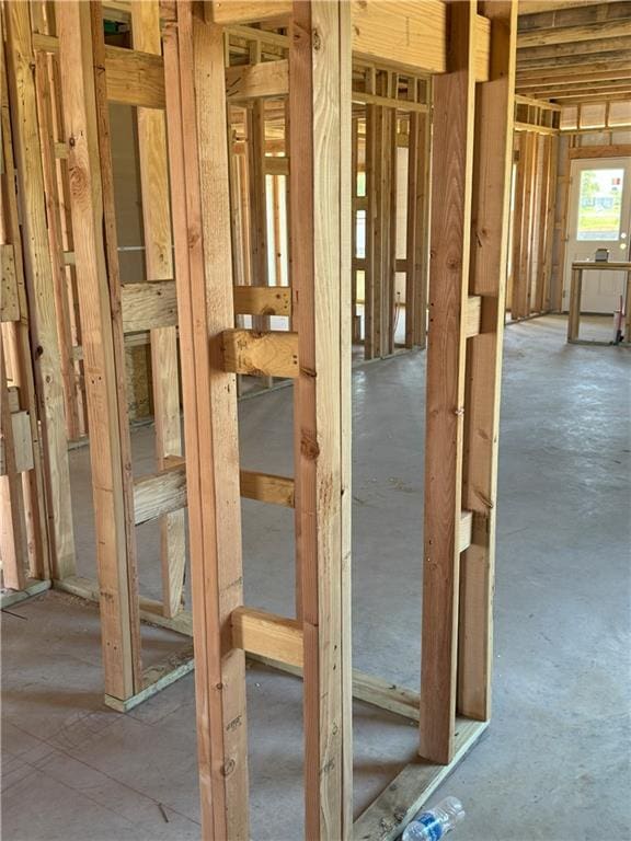 2102 Brook Ridge Cir, Tonganoxie, KS 66086 - view of misc room