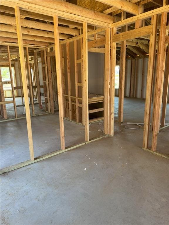 2102 Brook Ridge Cir, Tonganoxie, KS 66086 - view of misc room