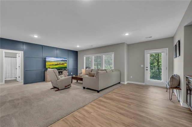 18235 NW 127th St, Platte City, MO 64079 - living area featuring plenty of natural light, baseboards, light wood-style flooring, and recessed lighting