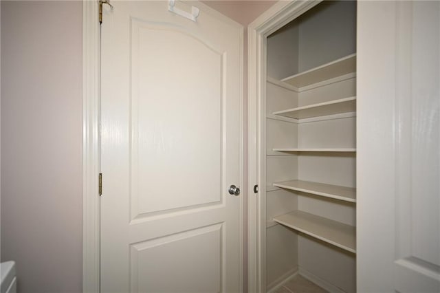 3112 NW 86th St, Kansas City, MO 64154 - view of closet