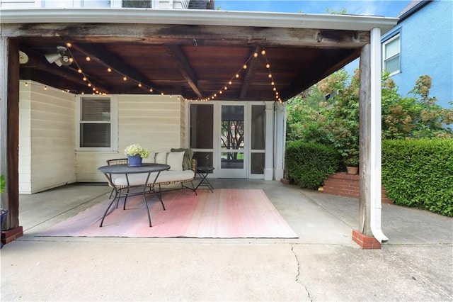 23 W Winthrope Rd, Kansas City, MO 64113 - view of patio / terrace