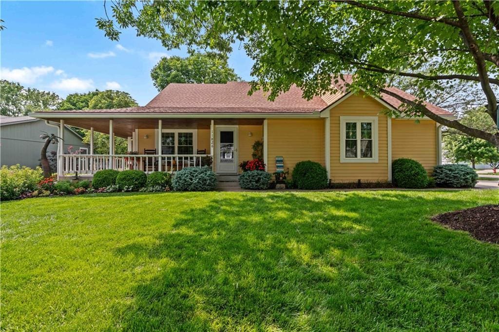 11826 Virginia Ave, Kansas City, MO 64131 - photo 1