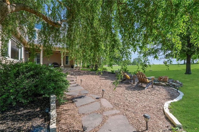 11261 238th St, Lawrence, KS 66044 - view of green lawn