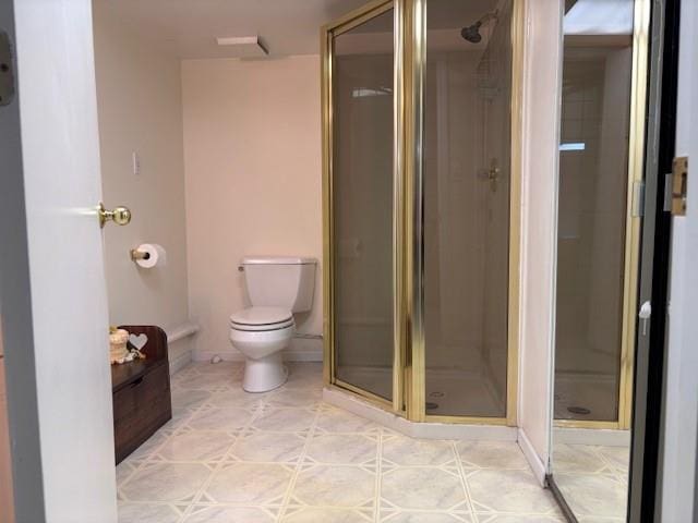 9803 W 121st St, Overland Park, KS 66213 - bathroom featuring a stall shower