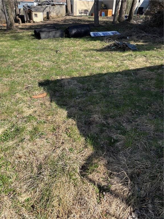 2905 S 50th St, Kansas City, KS 66106 - view of grassy yard