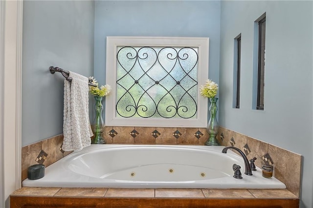 4502 Verona Ct, Riverside, MO 64150 - bathroom featuring a jetted tub