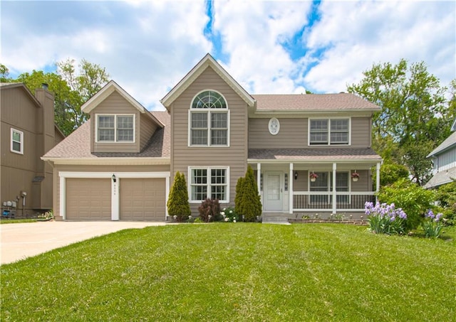 view of front of home featuring driveway, a porch, a front lawn, and roof with shingles