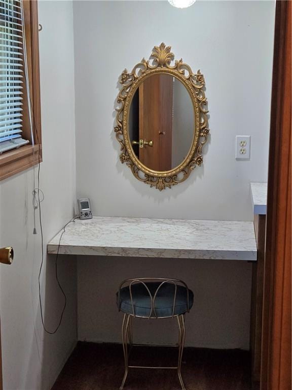 33295 Bethel Church Rd, Osawatomie, KS 66064 - bathroom featuring vanity