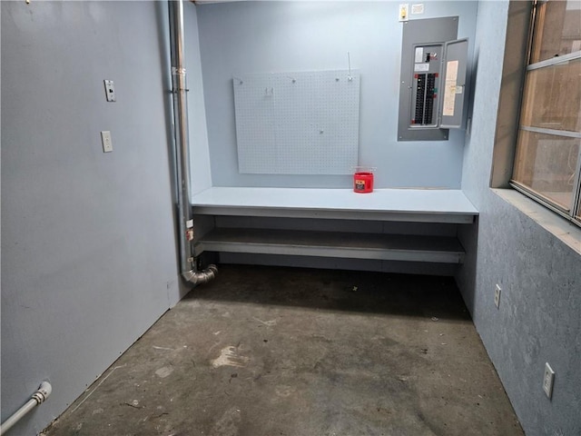 33295 Bethel Church Rd, Osawatomie, KS 66064 - interior space with a workshop area and electric panel