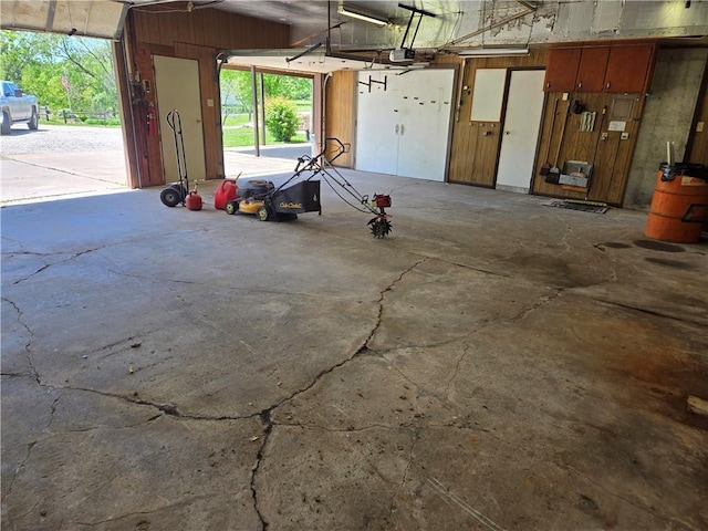 33295 Bethel Church Rd, Osawatomie, KS 66064 - garage featuring a garage door opener