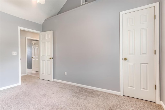 4901 NW 87th St, Kansas City, MO 64154 - empty room with light carpet, lofted ceiling, and baseboards
