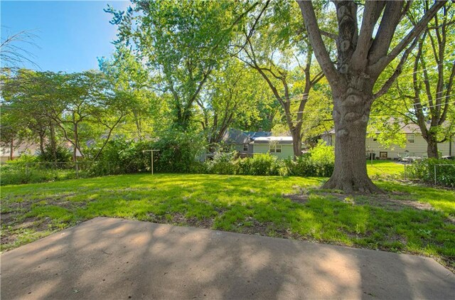 7415 Ash Ave, Raytown, MO 64133 - photo 23