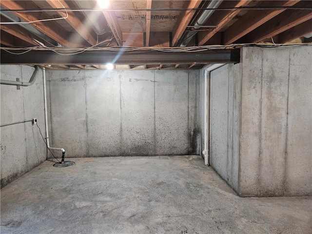 1309 Thomas Dr, Louisburg, KS 66053 - view of unfinished basement