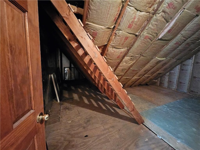 5806 N Kensington Ave, Kansas City, MO 64119 - view of unfinished attic