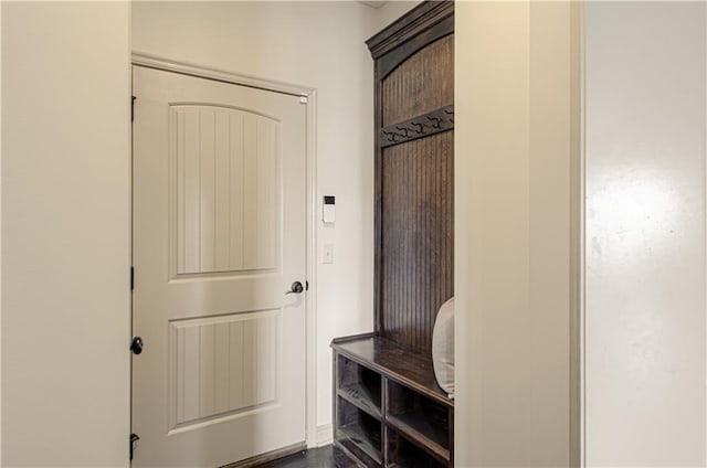1110 Metfield Ln, Raymore, MO 64083 - view of mudroom