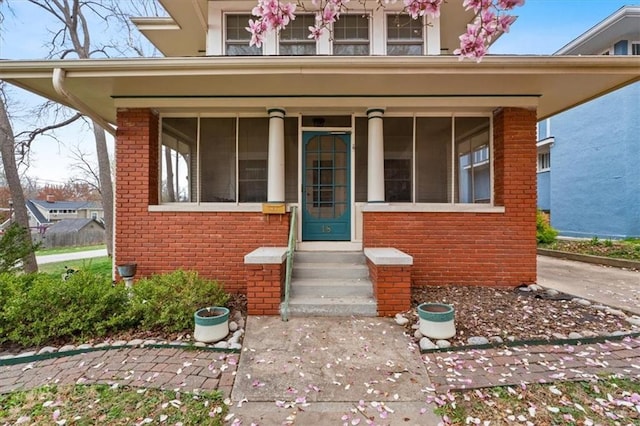 18 W 61st Ter, Kansas City, MO 64113 - view of front of house featuring brick siding