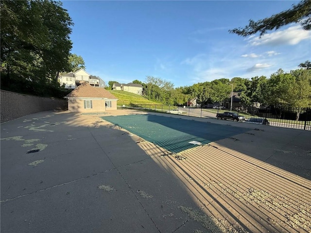 L106 River Hills Dr, Parkville, MO 64152