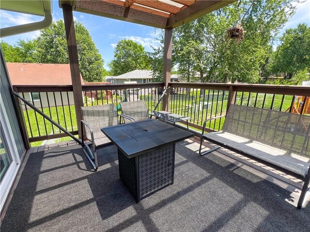 708 Cantebury Dr, Warrensburg, MO 64093 - view of patio / terrace