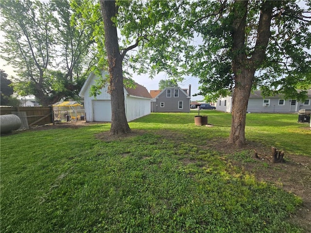 117 E Buford St, Wellington, MO 64097 - view of yard featuring an outbuilding