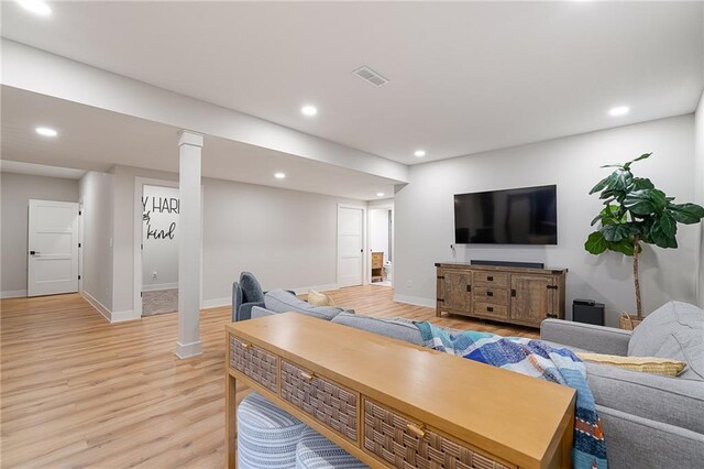 2705 NE Crestview St, Blue Springs, MO 64029 - living room featuring light wood-style flooring, recessed lighting, and baseboards