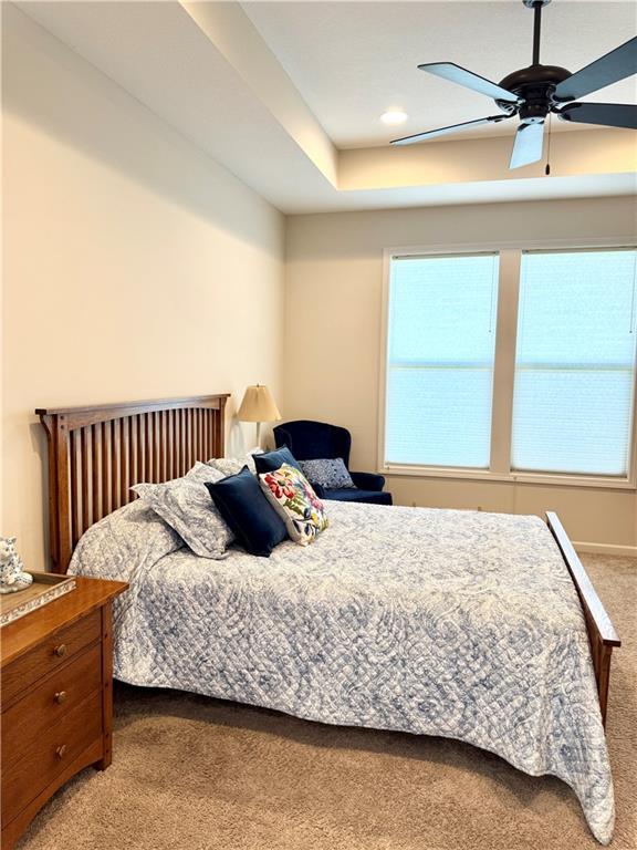 1704 W Glen Dr, Leavenworth, KS 66048 - bedroom with carpet