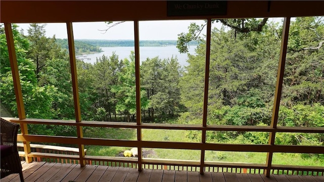 25996 Arrowhead Rd, Hermitage, MO 65668 - unfurnished sunroom with a water view