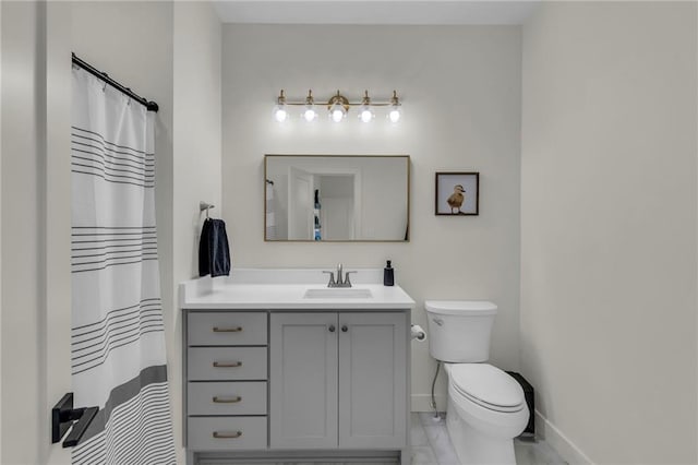 21851 179th St, Tonganoxie, KS 66086 - bathroom with vanity and a shower with curtain