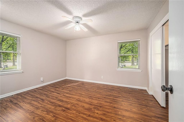 9708 N Campbell Dr, Kansas City, MO 64155 - photo 20