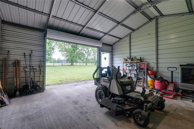 13223 Gammon Rd, Lees Summit, MO 64086 - garage featuring metal wall