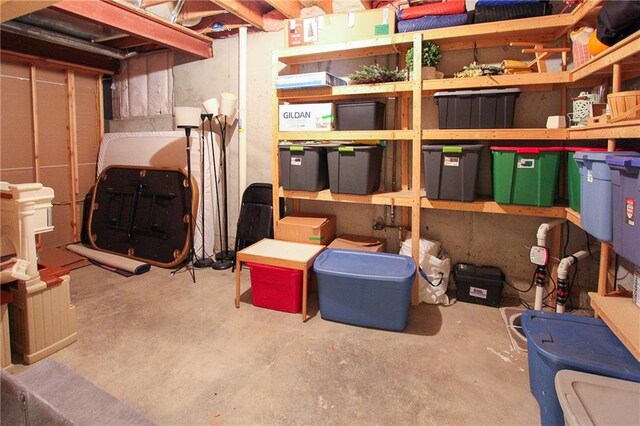 11421 S Lakecrest Dr, Olathe, KS 66061 - photo 39