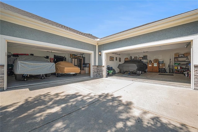 4310 N 141st Pl, Basehor, KS 66007 - garage with driveway